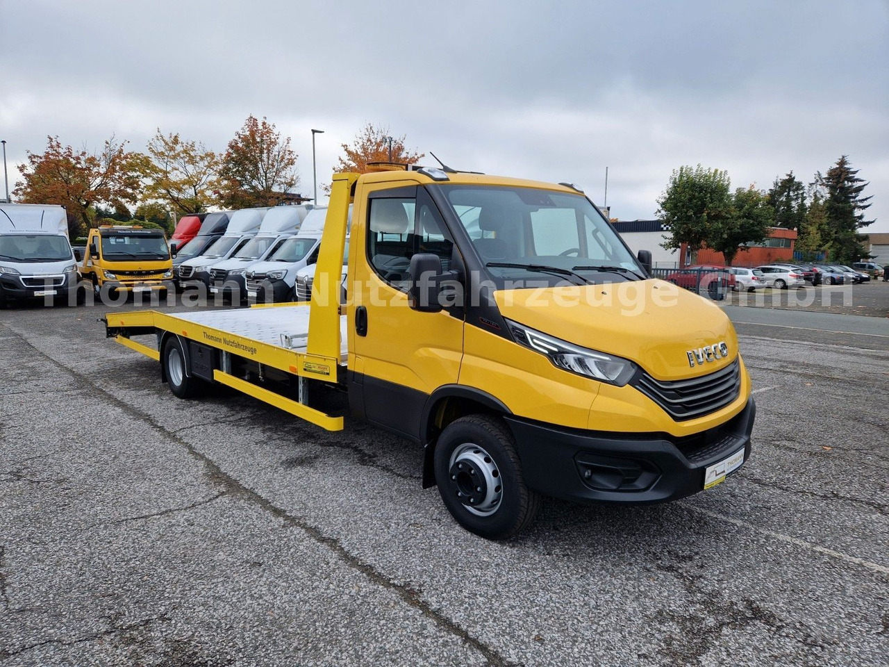 Iveco DAILY 70C18 Festplateau Alu Premium Navi ACC - Камион пътна помощ: снимка 1 Iveco DAILY 70C18 Festplateau Alu Premium Navi ACC - Камион пътна помощ: снимка 1