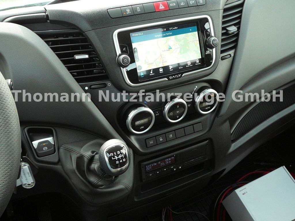 Нови Камион пътна помощ, Лекотоварен автомобил Iveco DAILY 72C18 Schiebeplateu Hubbrille Luftfed Navi: снимка 16