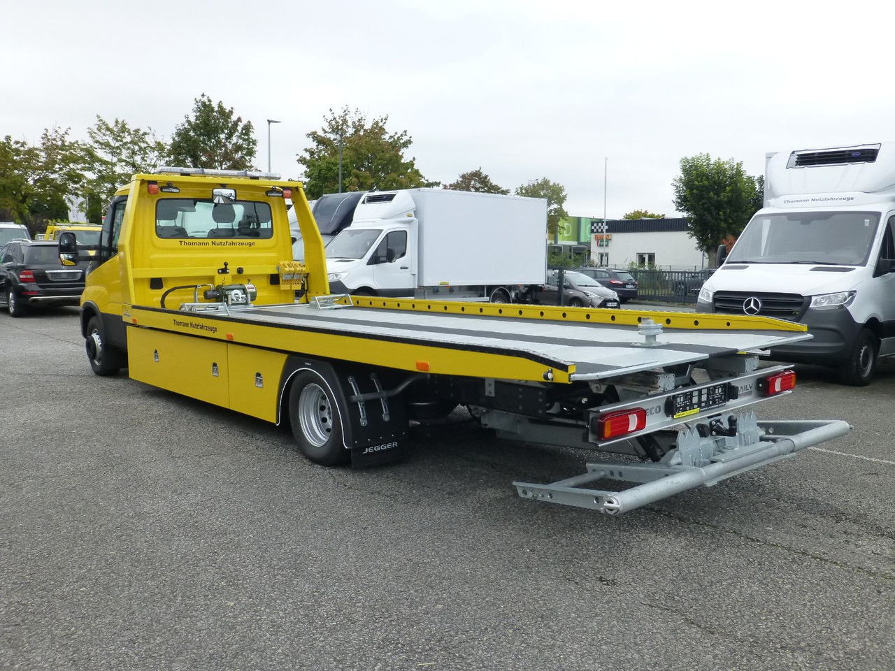 Iveco DAILY 72C18 Schiebeplateu Luftfed Navi Hubbrille - Камион пътна помощ: снимка 5 Iveco DAILY 72C18 Schiebeplateu Luftfed Navi Hubbrille - Камион пътна помощ: снимка 5