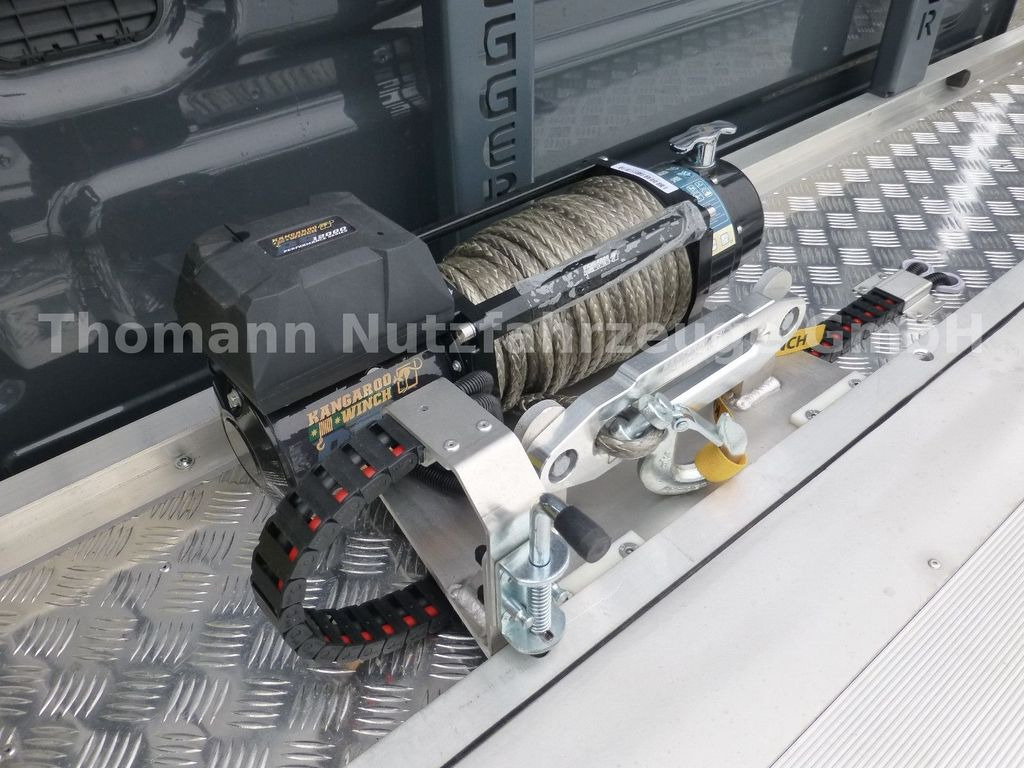 Нови Автовоз камион, Лекотоварен автомобил Iveco Daily 35S18 Autotransporter  NAVI ACC Temp.: снимка 11