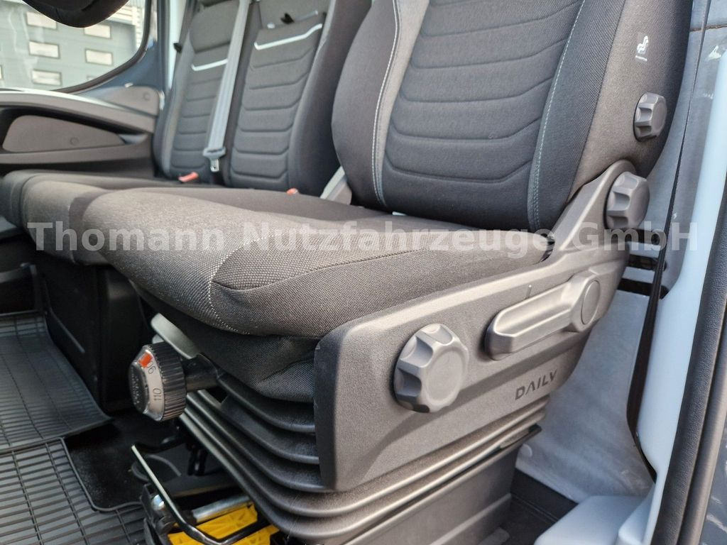 Нови Лекотоварен автомобил фургон Iveco Daily 35S18 Koffer Türen: снимка 16