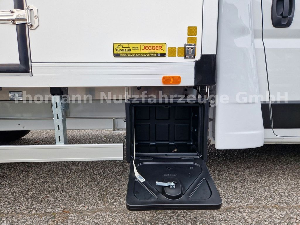 Нови Лекотоварен автомобил фургон Peugeot Boxer Koffer Premium Ladebordwand 750Kg: снимка 12