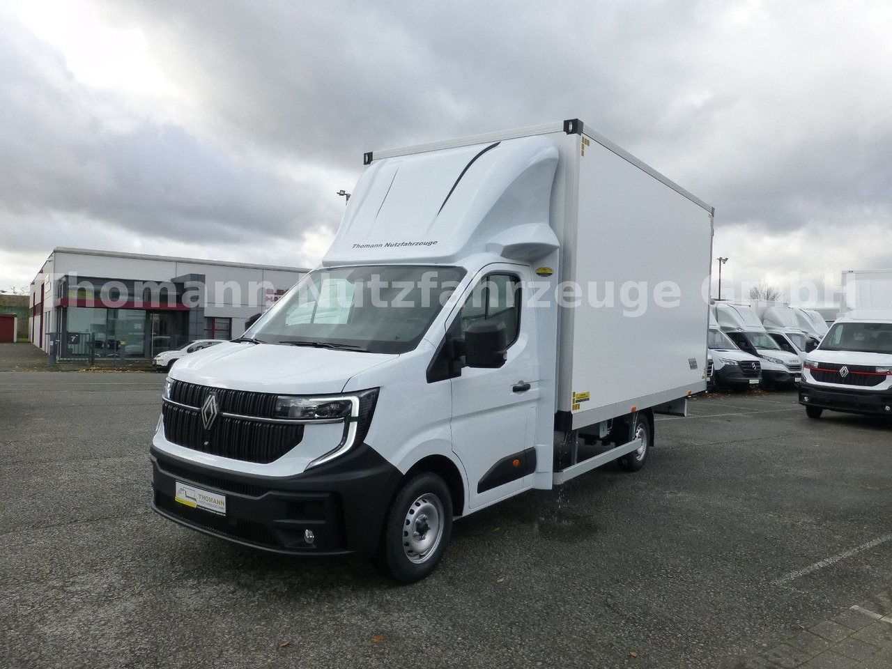 Renault NEW Master 2025 Koffer Türen Möbelkoffer - Лекотоварен автомобил фургон: снимка 2 Renault NEW Master 2025 Koffer Türen Möbelkoffer - Лекотоварен автомобил фургон: снимка 2