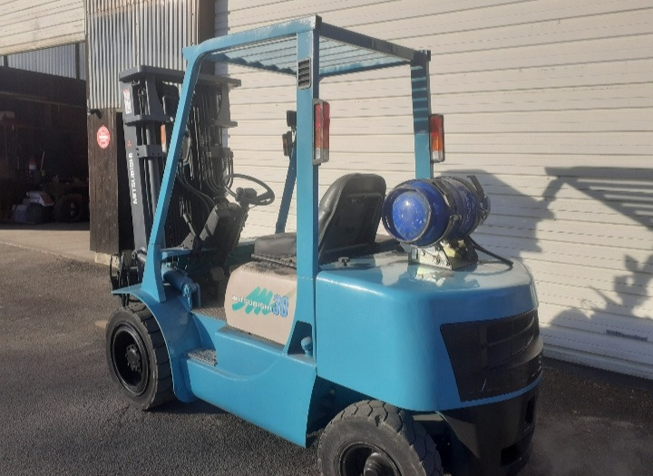 Mitsubishi - Газокар: снимка 5 Mitsubishi - Газокар: снимка 5