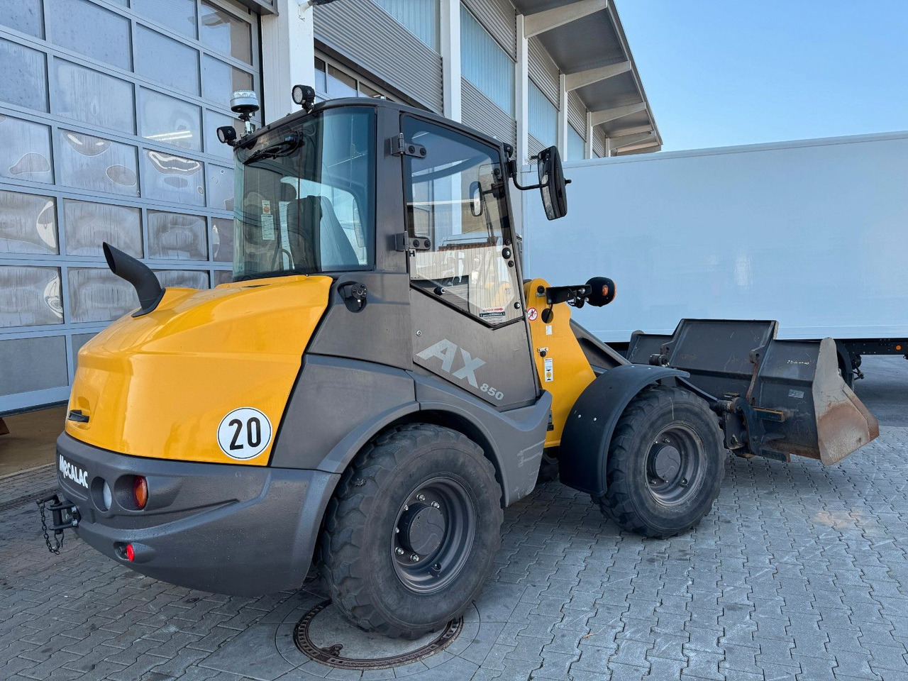 Ahlmann AX 850 / nur: 671h / 11.2022 / Gabel / Schaufel - Колесен товарач: снимка 2 Ahlmann AX 850 / nur: 671h / 11.2022 / Gabel / Schaufel - Колесен товарач: снимка 2