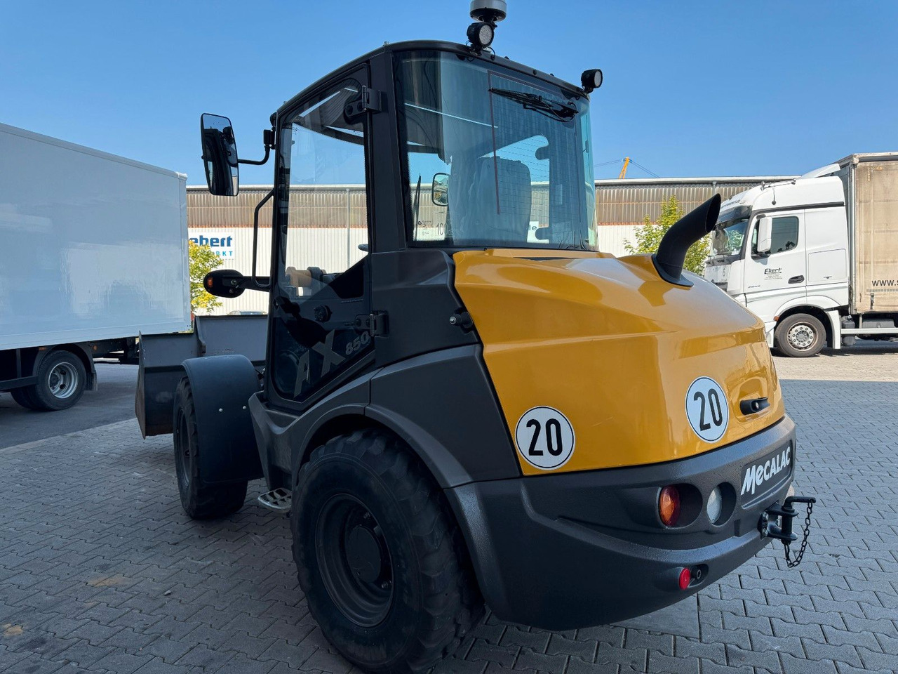 Ahlmann AX 850 / nur: 671h / 11.2022 / Gabel / Schaufel - Колесен товарач: снимка 4 Ahlmann AX 850 / nur: 671h / 11.2022 / Gabel / Schaufel - Колесен товарач: снимка 4