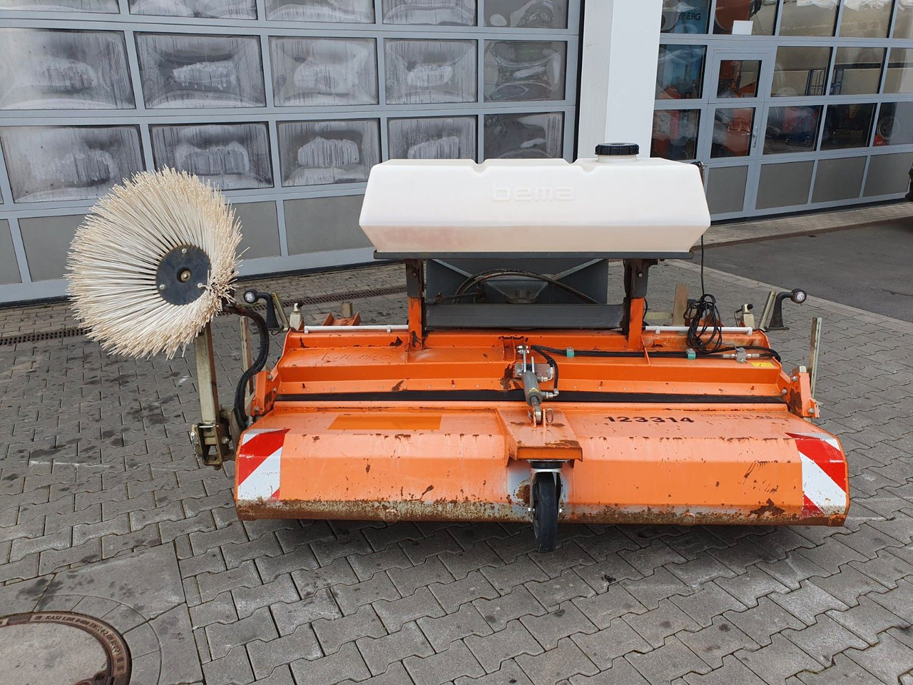 Bema 25 Dual Kehrmaschine / 2.050 mm / 2020 - Четка: снимка 3 Bema 25 Dual Kehrmaschine / 2.050 mm / 2020 - Четка: снимка 3