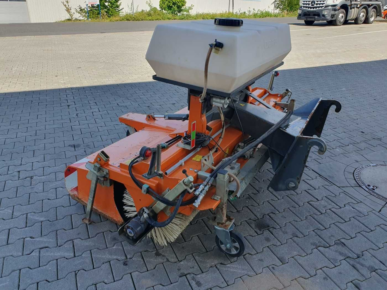 Bema 25 Dual Kehrmaschine / 2.050 mm / 2020 - Четка: снимка 5 Bema 25 Dual Kehrmaschine / 2.050 mm / 2020 - Четка: снимка 5