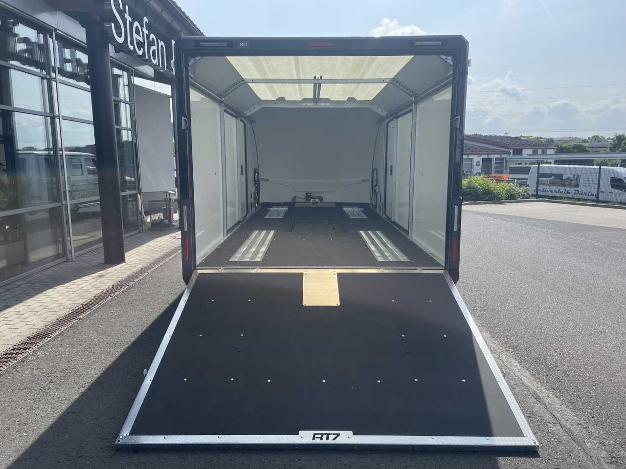 Brian James Race Transporter 7 / 6,16 m 3.500 kg - Автовоз ремарке: снимка 3 Brian James Race Transporter 7 / 6,16 m 3.500 kg - Автовоз ремарке: снимка 3