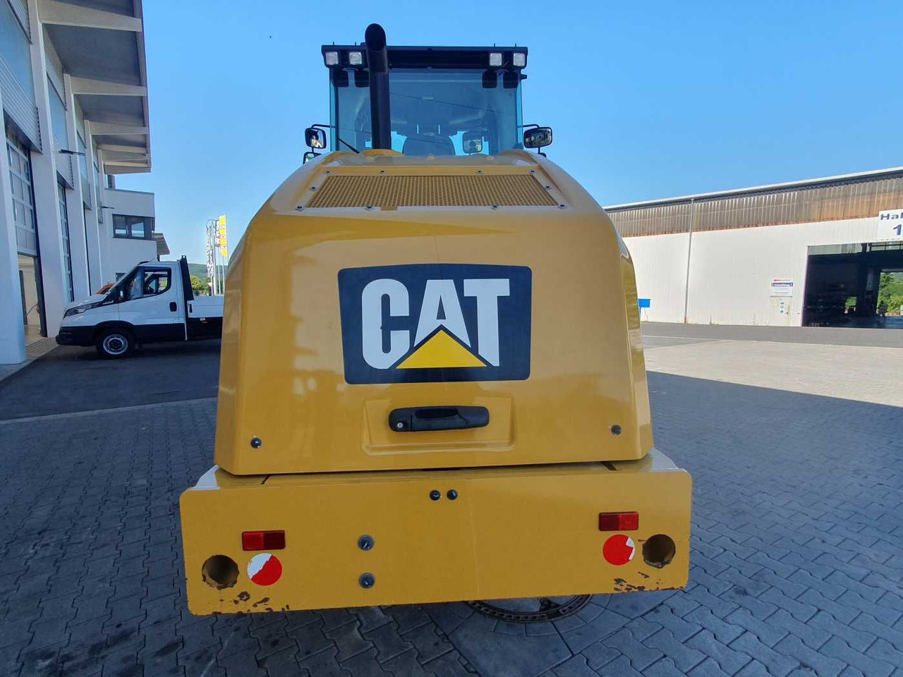 CAT CS66B Walzenzug / 2017 / nur 630h! / Klima - Компактор: снимка 4 CAT CS66B Walzenzug / 2017 / nur 630h! / Klima - Компактор: снимка 4