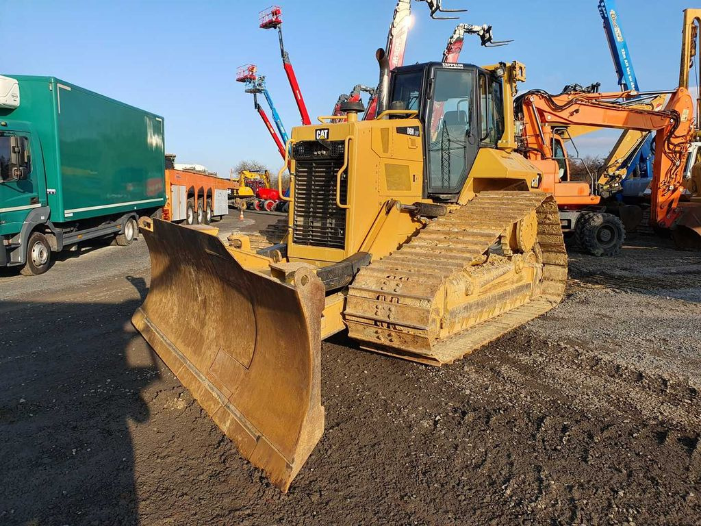 CAT D6N LGP / 7.374h / 6-Wege Klappschild / Bj: 2017 CAT D6N LGP / 7.374h / 6-Wege Klappschild / Bj: 2017 - Булдозер: снимка 2 CAT D6N LGP / 7.374h / 6-Wege Klappschild / Bj: 2017 CAT D6N LGP / 7.374h / 6-Wege Klappschild / Bj: 2017 - Булдозер: снимка 2