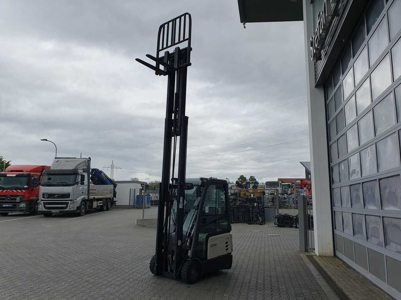 Електрокар Crown SCT6020-1.3 /Triplex: 4.30m / SS / 1.185h!: снимка 9