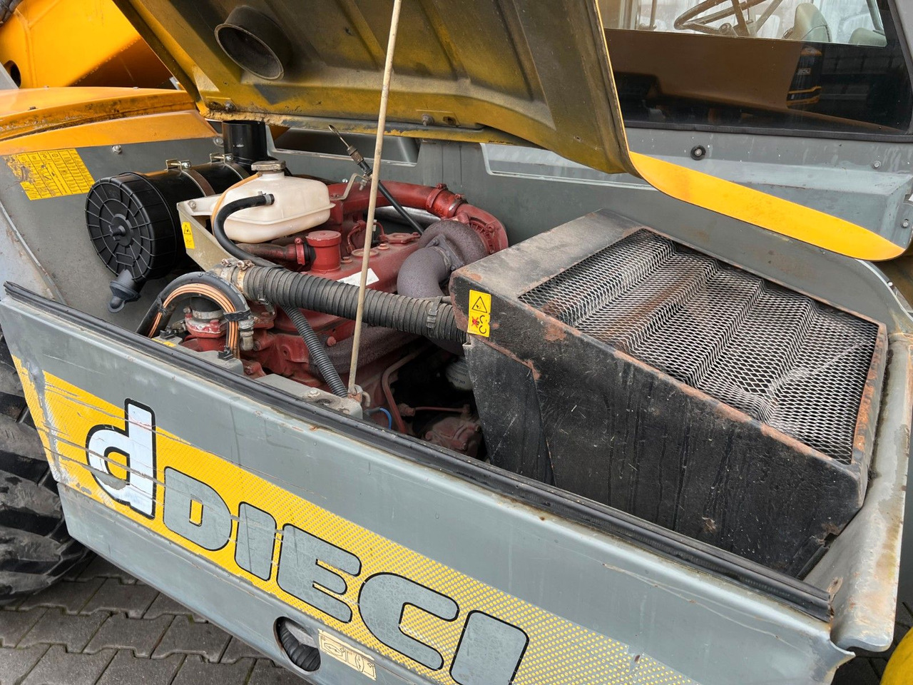 Колесен товарач Dieci Icarus 40.16 ET 166 / 4.238 h / 2003: снимка 18 Колесен товарач Dieci Icarus 40.16 ET 166 / 4.238 h / 2003: снимка 18