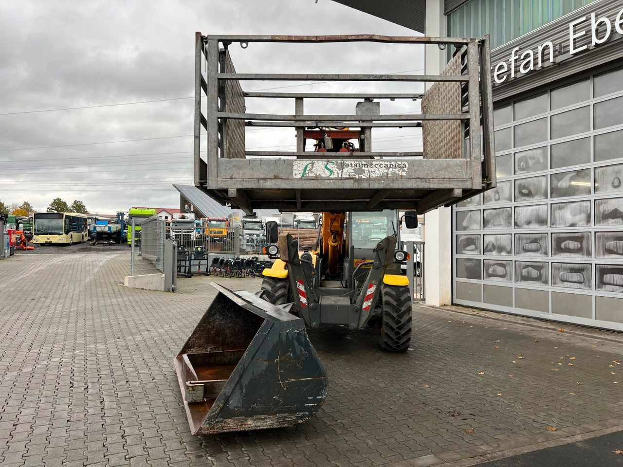 Колесен товарач Dieci Icarus 40.16 ET 166 / 4.238 h / 2003: снимка 10 Колесен товарач Dieci Icarus 40.16 ET 166 / 4.238 h / 2003: снимка 10