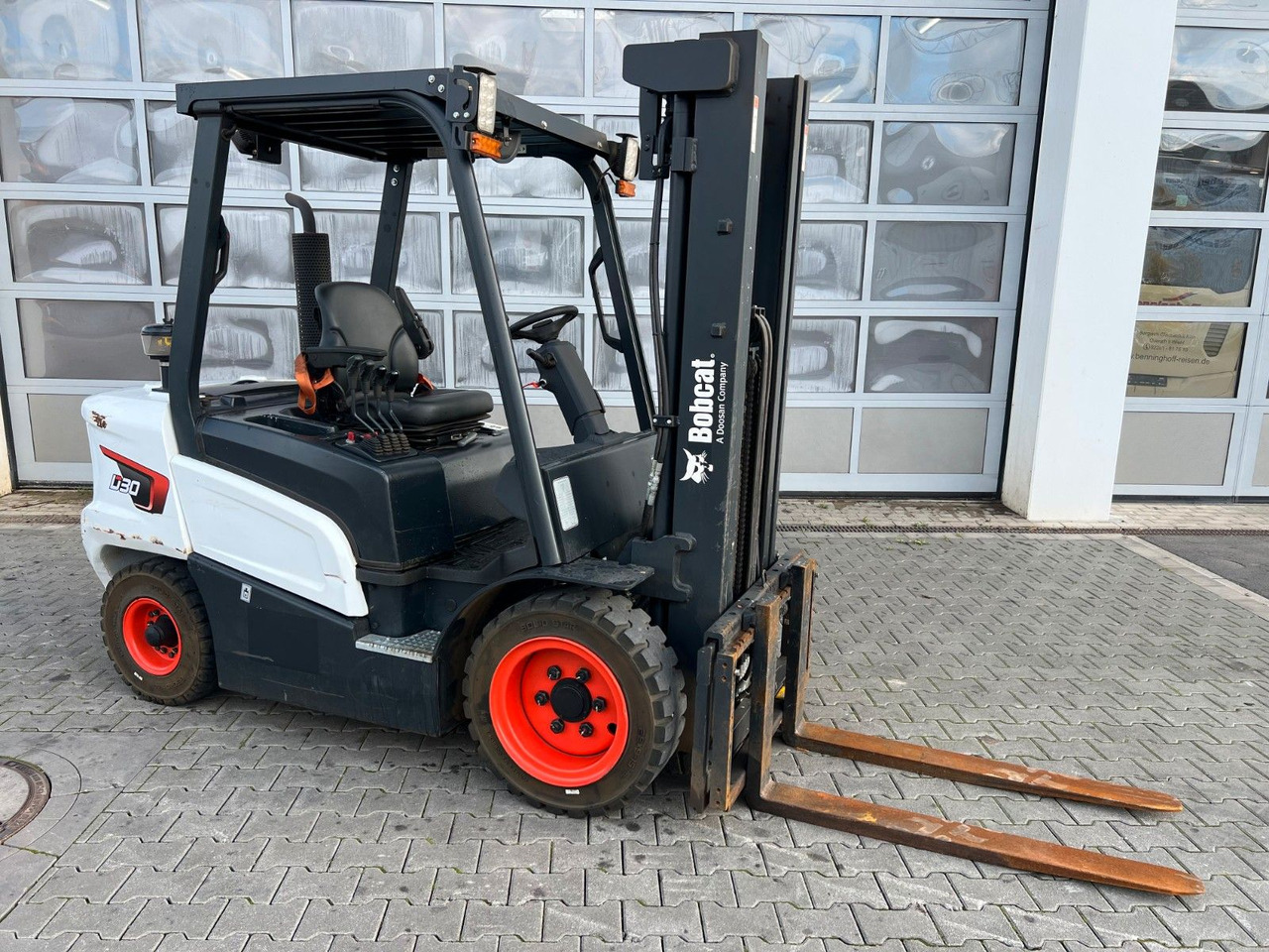 Doosan D30NXS / nur 482h! / 12.2023 / SS - Електрокар: снимка 2 Doosan D30NXS / nur 482h! / 12.2023 / SS - Електрокар: снимка 2