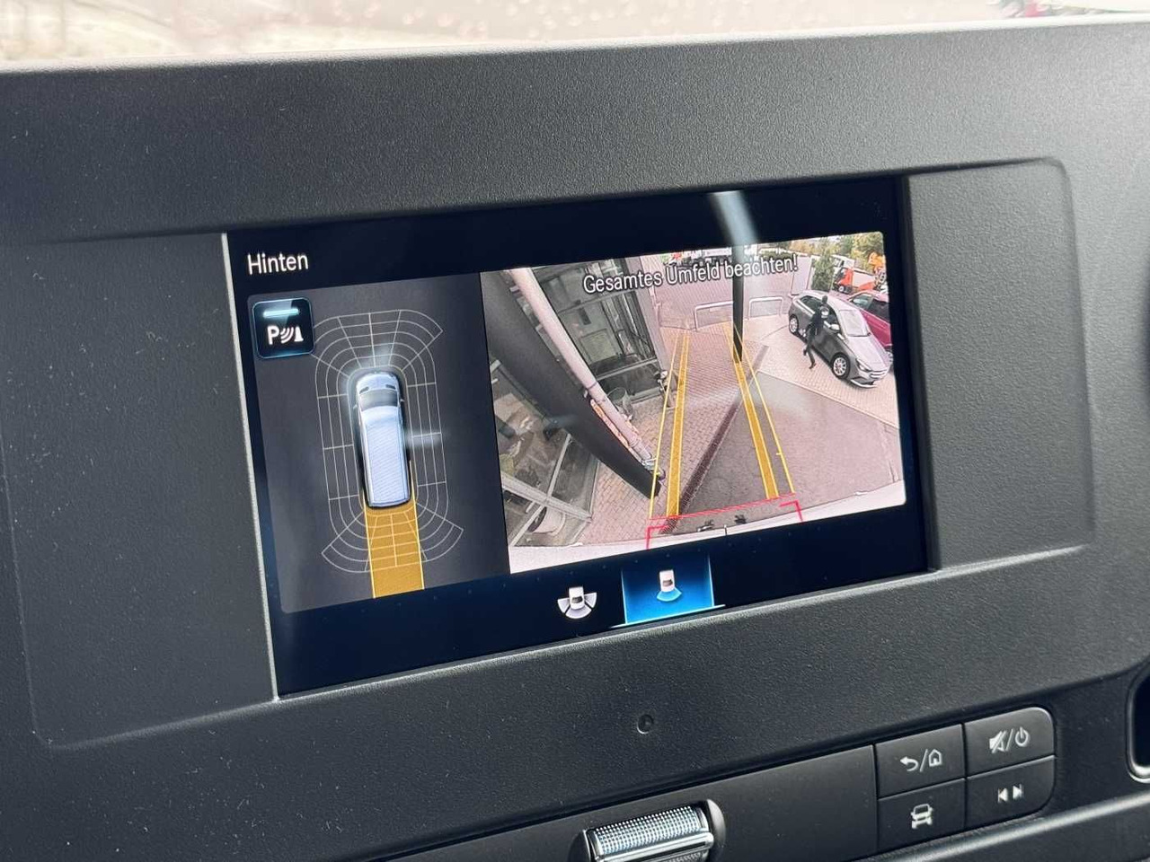 Лизинг на Mercedes-Benz Sprinter 515 CDI Klima Warmluft Kamera MBUX Mercedes-Benz Sprinter 515 CDI Klima Warmluft Kamera MBUX: снимка 11 Лизинг на Mercedes-Benz Sprinter 515 CDI Klima Warmluft Kamera MBUX Mercedes-Benz Sprinter 515 CDI Klima Warmluft Kamera MBUX: снимка 11