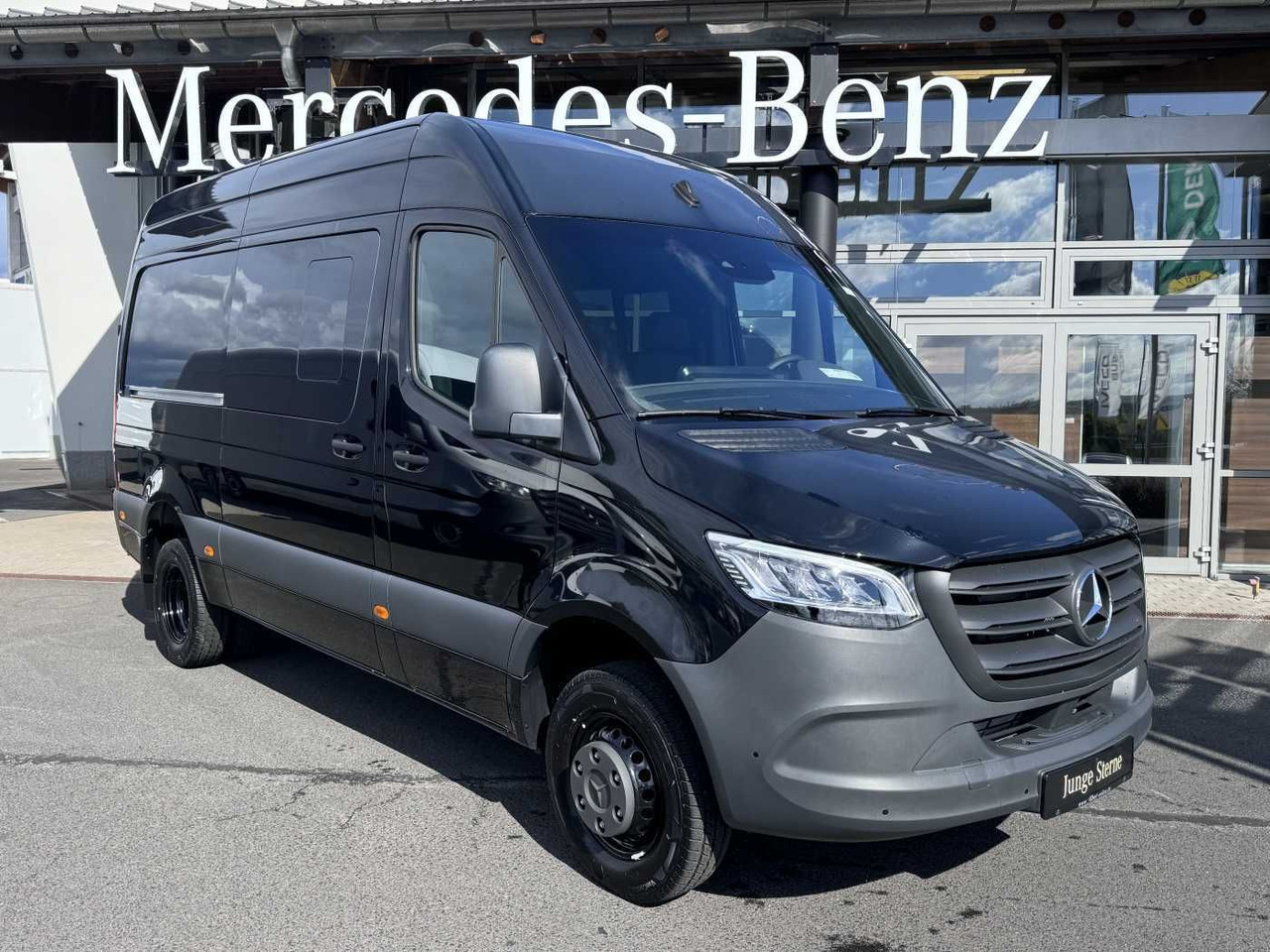 Mercedes-Benz Sprinter 517 CDI Mixto, Klima, AHK, 6 Sitzplätze - Друга техника: снимка 1 Mercedes-Benz Sprinter 517 CDI Mixto, Klima, AHK, 6 Sitzplätze - Друга техника: снимка 1