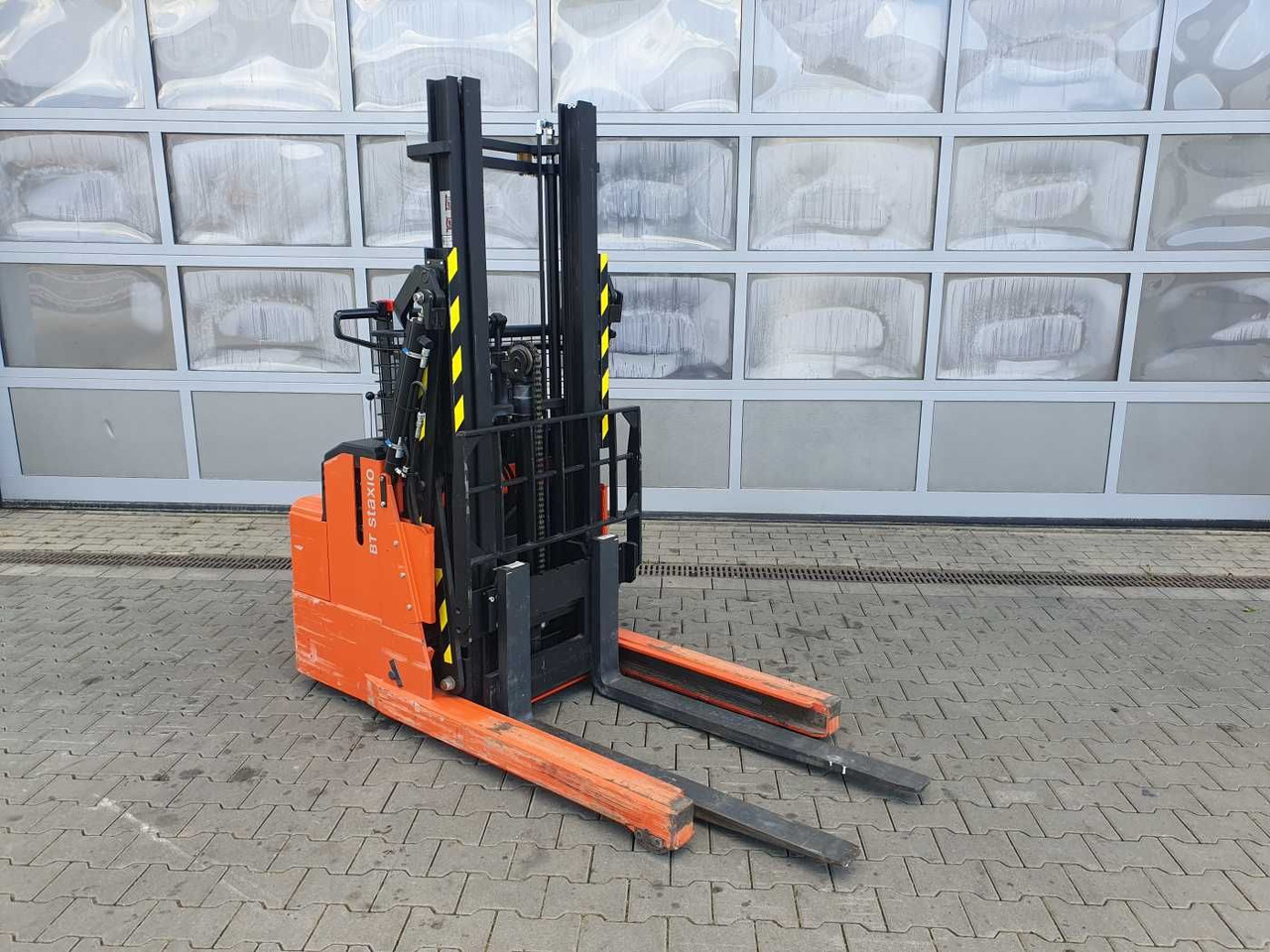 Toyota RWE 120 / Schubmaststapler / Duplex:2.9m / 257h! - Друга техника: снимка 2 Toyota RWE 120 / Schubmaststapler / Duplex:2.9m / 257h! - Друга техника: снимка 2