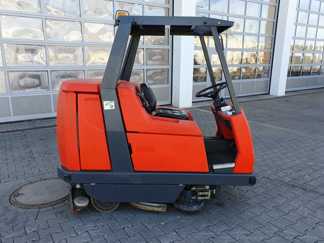 Hakomatic B 1100 / nur 704h! / 2006 - Подопочистваща машина: снимка 3 Hakomatic B 1100 / nur 704h! / 2006 - Подопочистваща машина: снимка 3