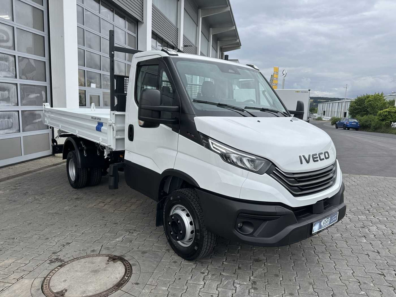Iveco 70C18H 3-S.-Kipper Meiller *R3.450mm*2xAHK* - Бус самосвал: снимка 3 Iveco 70C18H 3-S.-Kipper Meiller *R3.450mm*2xAHK* - Бус самосвал: снимка 3
