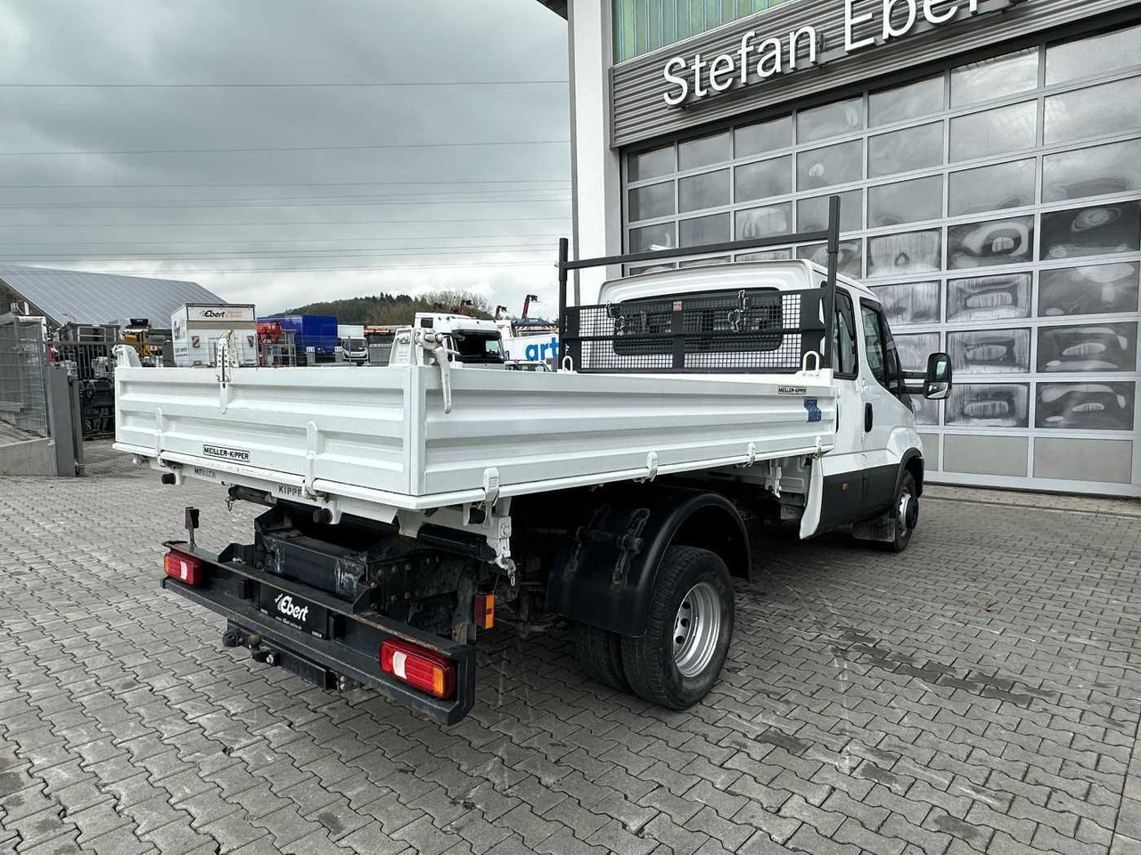 Бус самосвал Iveco 70C18H 3-S.Kipper *R.3750mm*7Sitze*AHK*: снимка 6
