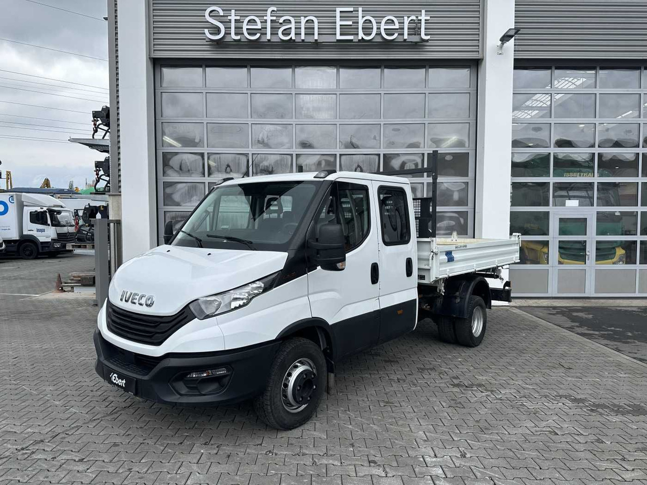 Iveco 70C18H 3-S.Kipper *R.3750mm*7Sitze*AHK* - Бус самосвал: снимка 1 Iveco 70C18H 3-S.Kipper *R.3750mm*7Sitze*AHK* - Бус самосвал: снимка 1