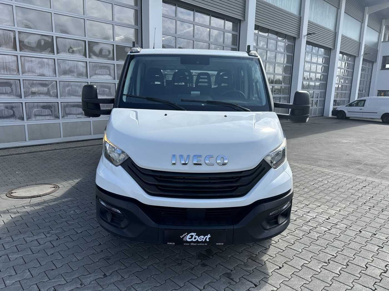 Бус самосвал Iveco 70C18H 3-S.Kipper *R.3750mm*7Sitze*AHK*: снимка 8