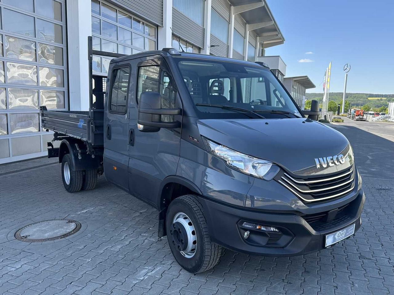 Iveco 70C18H Meiller 3-S.Kipper *R.3750mm*7Sitze*AHK* - Бус самосвал: снимка 3 Iveco 70C18H Meiller 3-S.Kipper *R.3750mm*7Sitze*AHK* - Бус самосвал: снимка 3