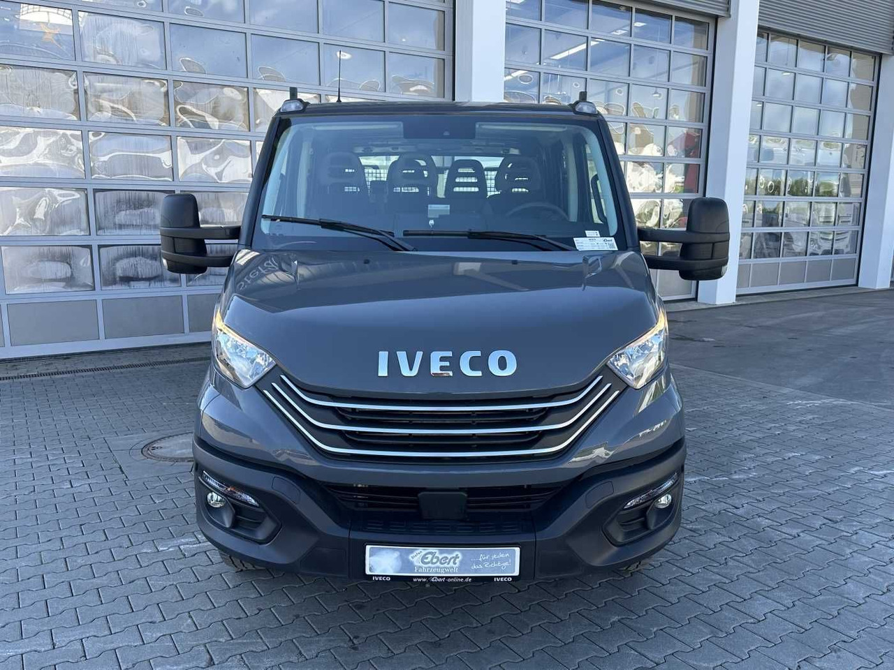 Iveco 70C18H Meiller 3-S.Kipper *R.3750mm*7Sitze*AHK* - Бус самосвал: снимка 2 Iveco 70C18H Meiller 3-S.Kipper *R.3750mm*7Sitze*AHK* - Бус самосвал: снимка 2