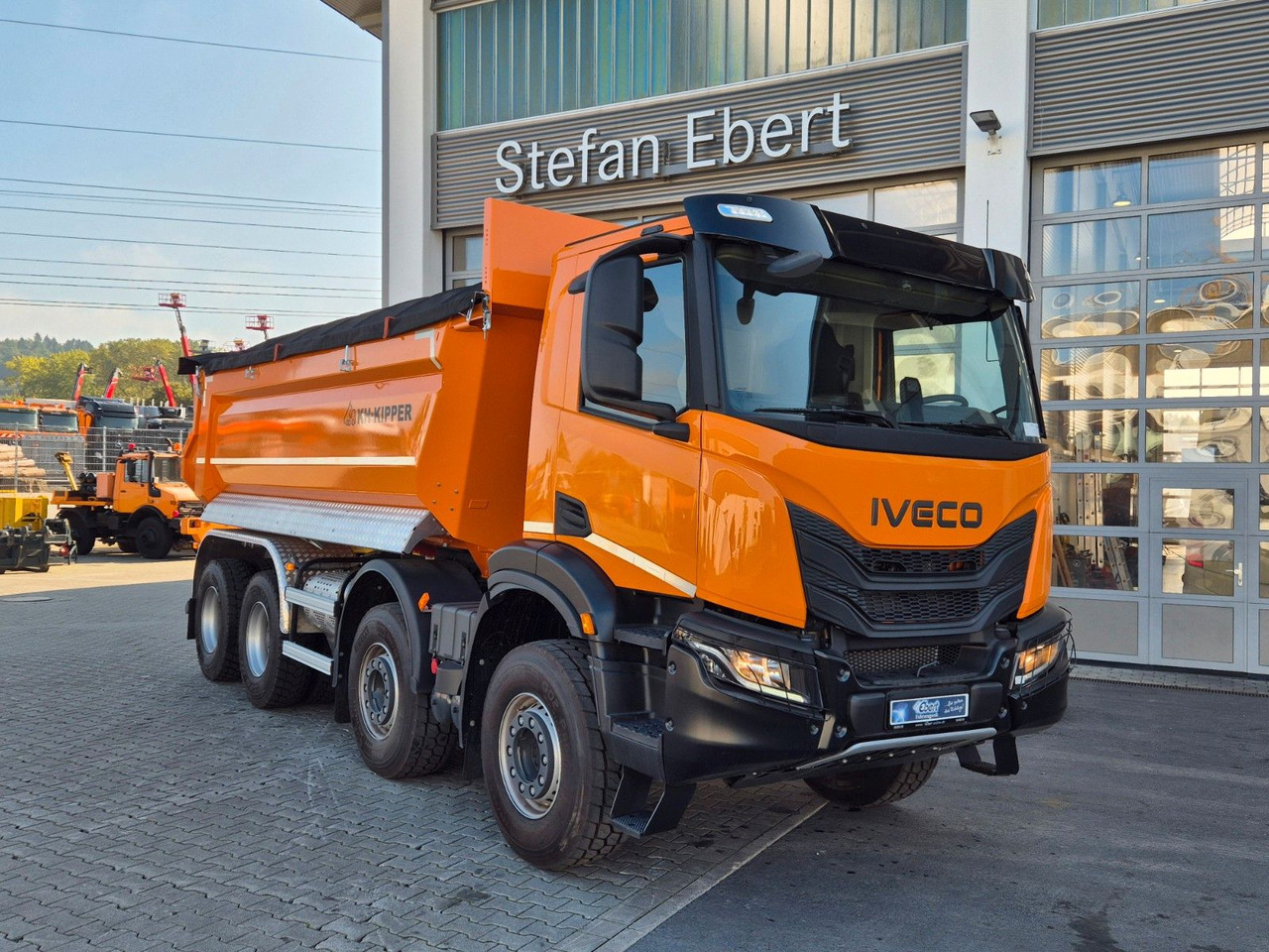 Iveco AD360X54Z HR OFF 8x4 Intarder AHK - Мултилифт за контейнери камион: снимка 3 Iveco AD360X54Z HR OFF 8x4 Intarder AHK - Мултилифт за контейнери камион: снимка 3