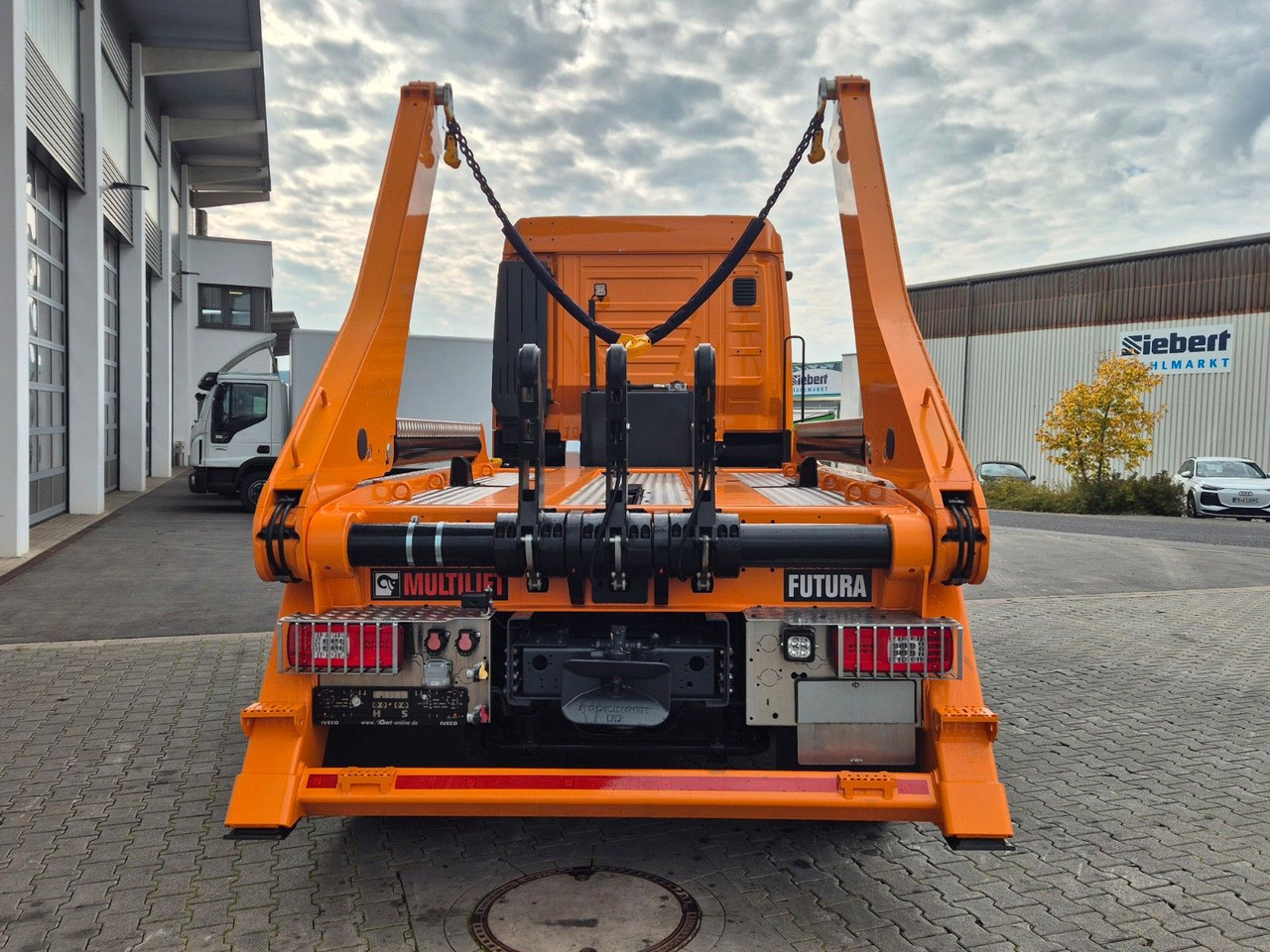 Самосвал камион Iveco AS280X58Y/ PS ON Hiab FTR18 Funk AHK Bett Cam: снимка 37 Самосвал камион Iveco AS280X58Y/ PS ON Hiab FTR18 Funk AHK Bett Cam: снимка 37