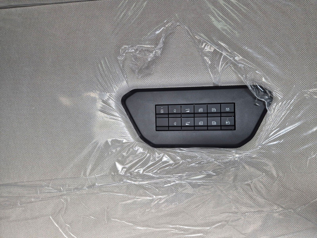 Самосвал камион Iveco AS280X58Y/ PS ON Hiab FTR18 Funk AHK Bett Cam: снимка 26 Самосвал камион Iveco AS280X58Y/ PS ON Hiab FTR18 Funk AHK Bett Cam: снимка 26