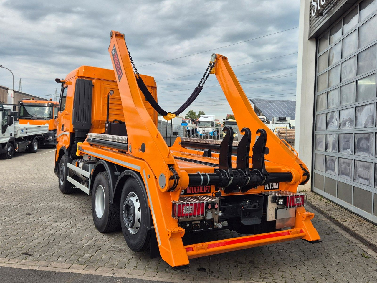 Самосвал камион Iveco AS280X58Y/ PS ON Hiab FTR18 Funk AHK Bett Cam: снимка 30 Самосвал камион Iveco AS280X58Y/ PS ON Hiab FTR18 Funk AHK Bett Cam: снимка 30