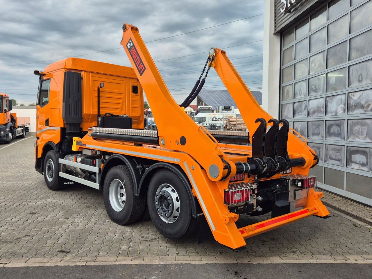 Самосвал камион Iveco AS280X58Y/ PS ON Hiab FTR18 Funk AHK Bett Cam: снимка 9 Самосвал камион Iveco AS280X58Y/ PS ON Hiab FTR18 Funk AHK Bett Cam: снимка 9