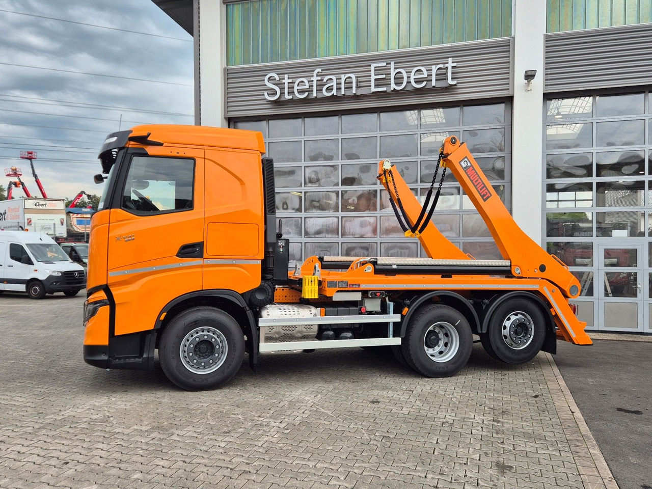 Самосвал камион Iveco AS280X58Y/ PS ON Hiab FTR18 Funk AHK Bett Cam: снимка 6 Самосвал камион Iveco AS280X58Y/ PS ON Hiab FTR18 Funk AHK Bett Cam: снимка 6