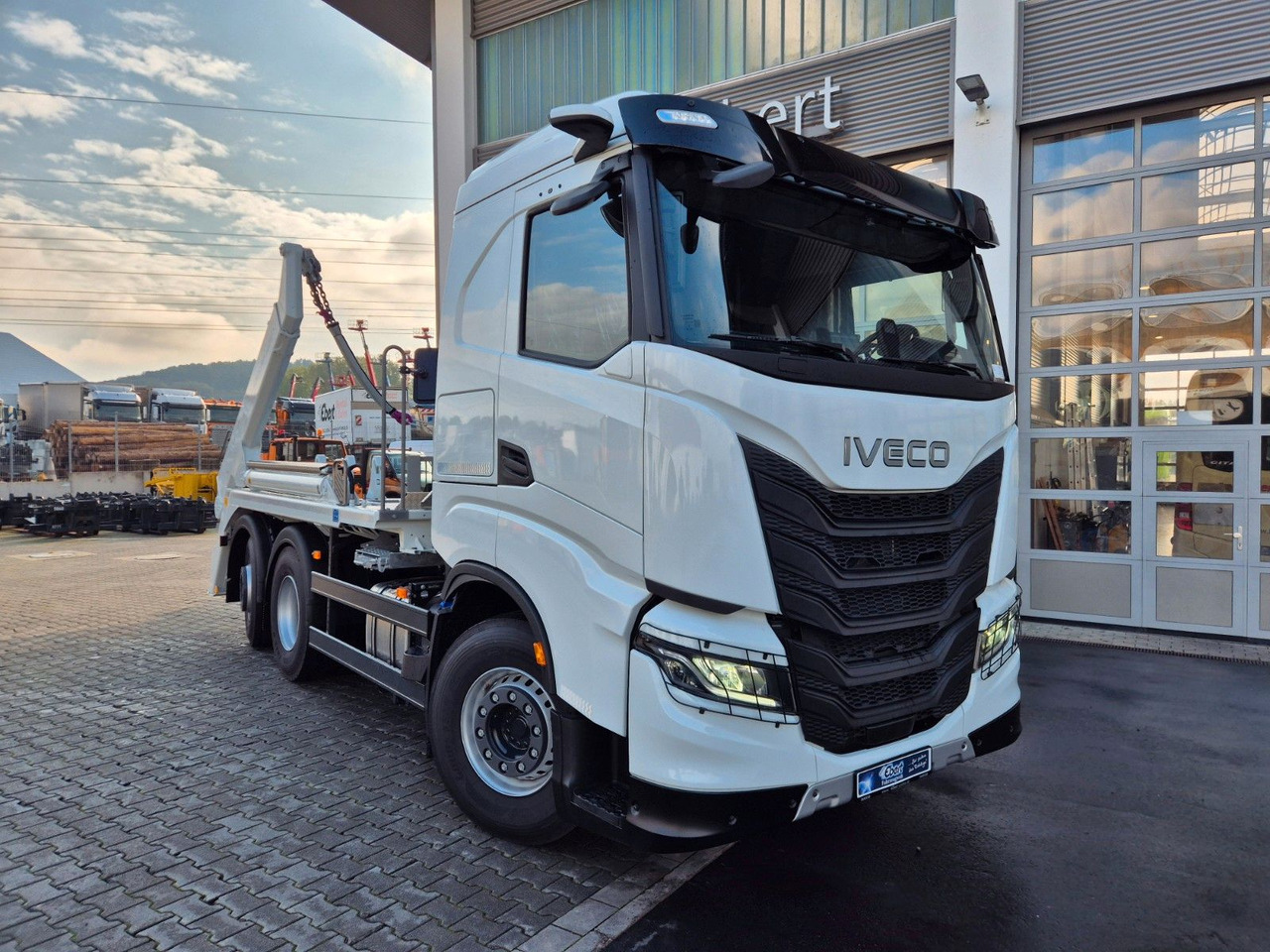 Iveco AS280X58Y/ PS ON Meiller AK 16. T Funk AHK Cam - Самосвал камион: снимка 3 Iveco AS280X58Y/ PS ON Meiller AK 16. T Funk AHK Cam - Самосвал камион: снимка 3