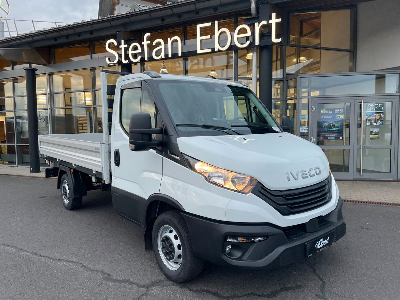 Бус самосвал Iveco Daily 35S14 A8*R3.450mm*Automatik*Kamera*2Sitze*: снимка 18 Бус самосвал Iveco Daily 35S14 A8*R3.450mm*Automatik*Kamera*2Sitze*: снимка 18