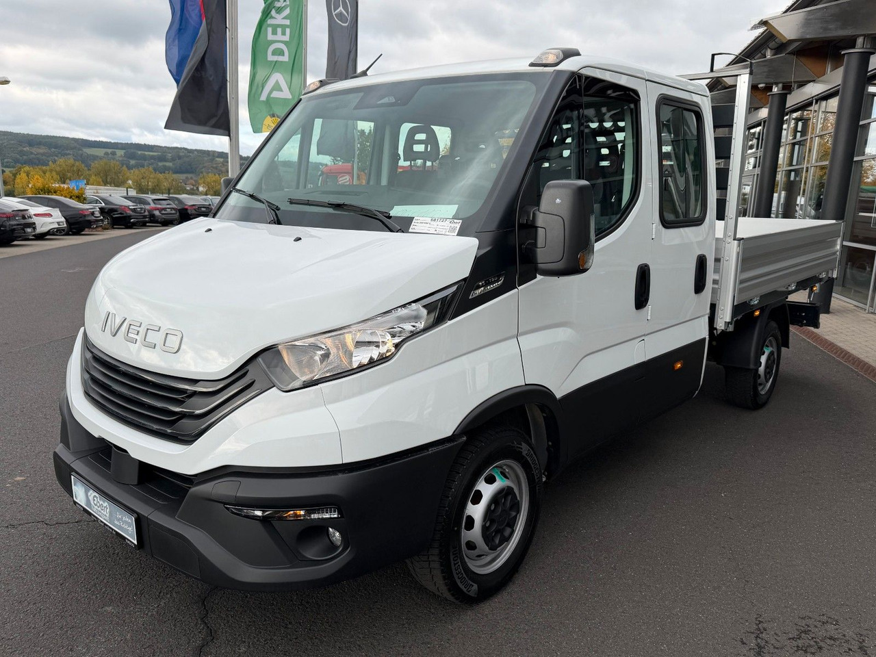 Iveco Daily 35S16 A8 *R.3450mm*Automatik*AHK*7-Sitze* - Бус самосвал, Бус с двойна кабина: снимка 3 Iveco Daily 35S16 A8 *R.3450mm*Automatik*AHK*7-Sitze* - Бус самосвал, Бус с двойна кабина: снимка 3