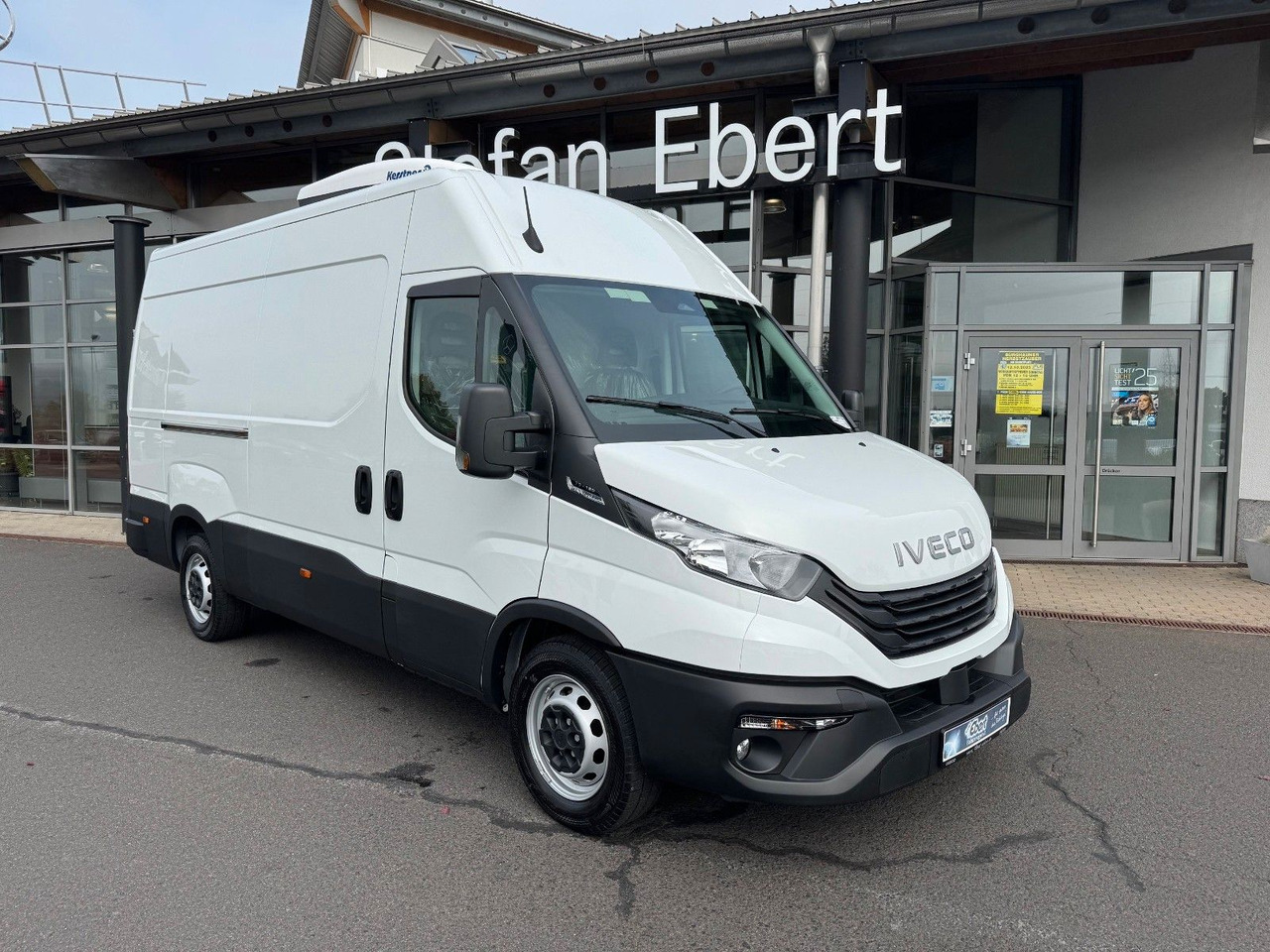 Iveco Daily 35S16 A8 *Standkühlung*Kamera*Automatik*3x - Хладилен бус: снимка 1 Iveco Daily 35S16 A8 *Standkühlung*Kamera*Automatik*3x - Хладилен бус: снимка 1
