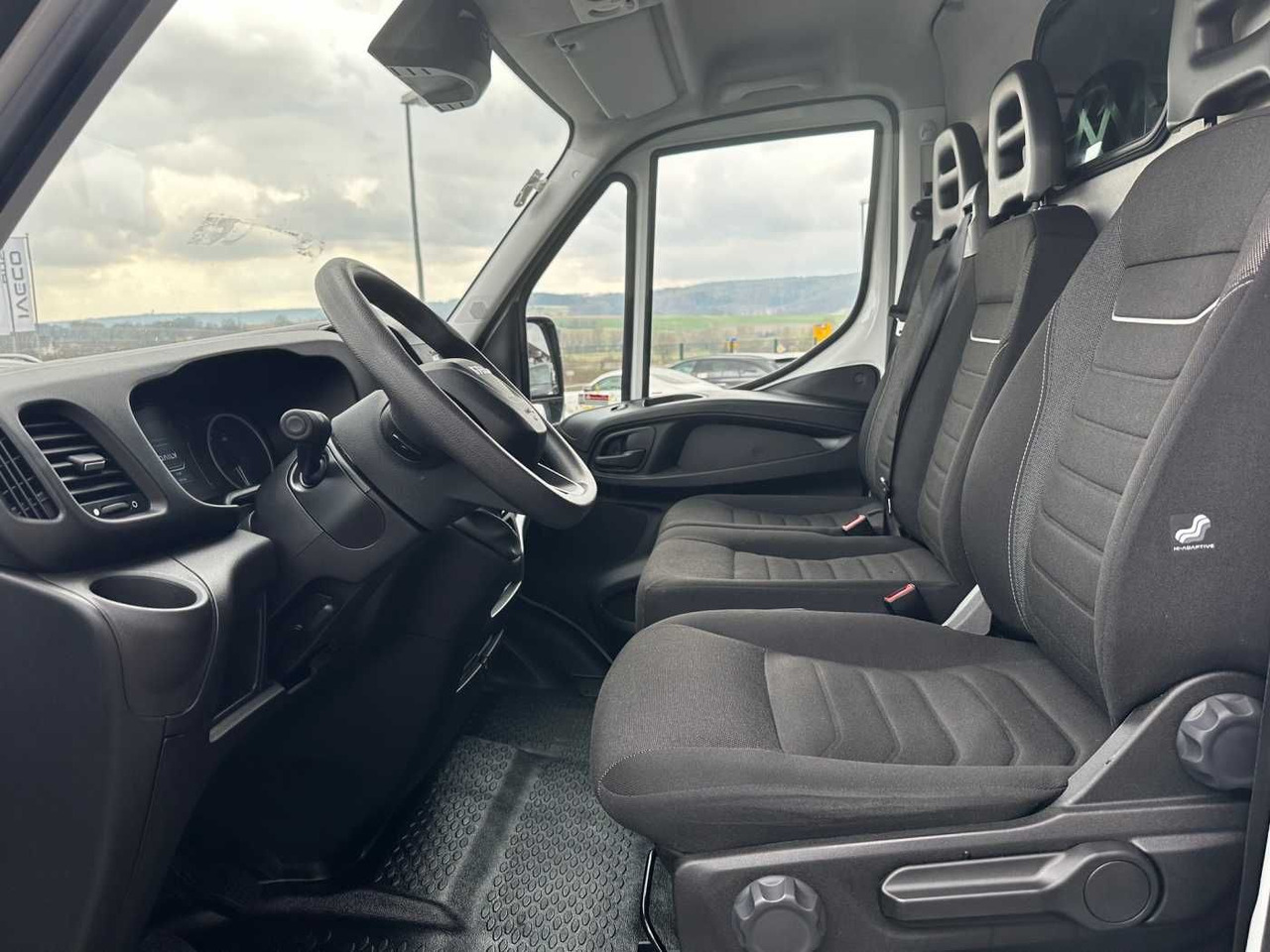 Нови Товарен бус Iveco Daily 35S16 *Klima*L3.520mm*: снимка 10