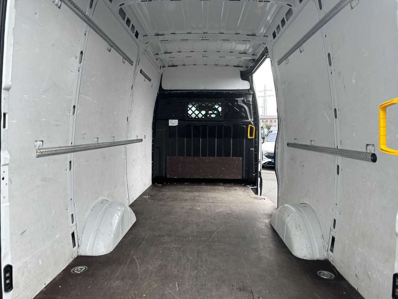 Нови Товарен бус Iveco Daily 35S16 *Klima*L3.520mm*: снимка 6