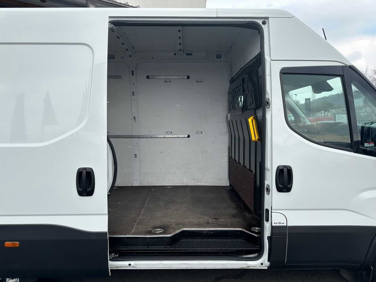 Нови Товарен бус Iveco Daily 35S16 *Klima*L3.520mm*: снимка 8