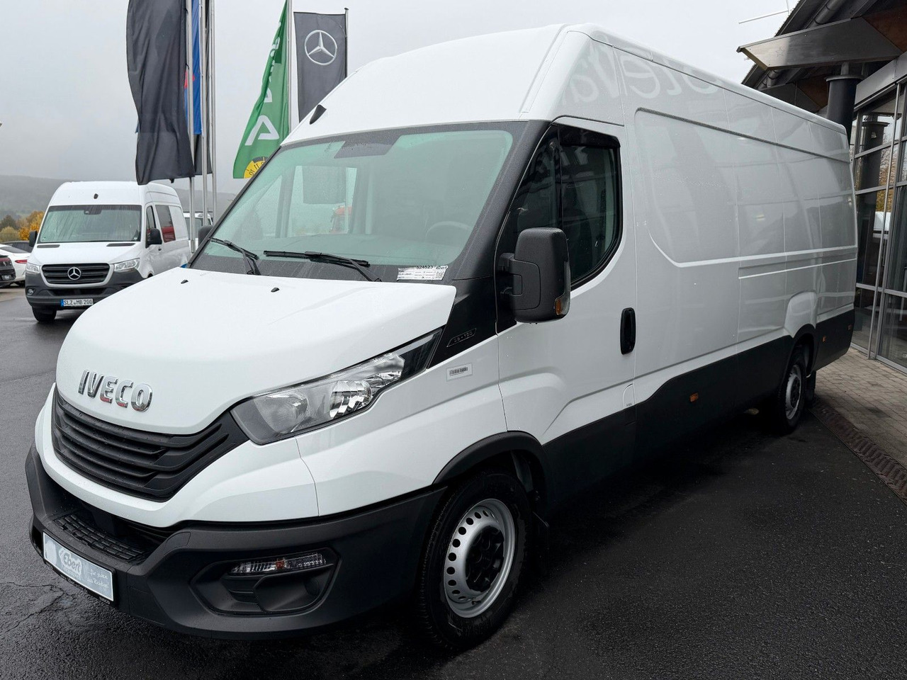 Iveco Daily 35S16 V *Klima*R4.100mm* - Товарен бус: снимка 3 Iveco Daily 35S16 V *Klima*R4.100mm* - Товарен бус: снимка 3