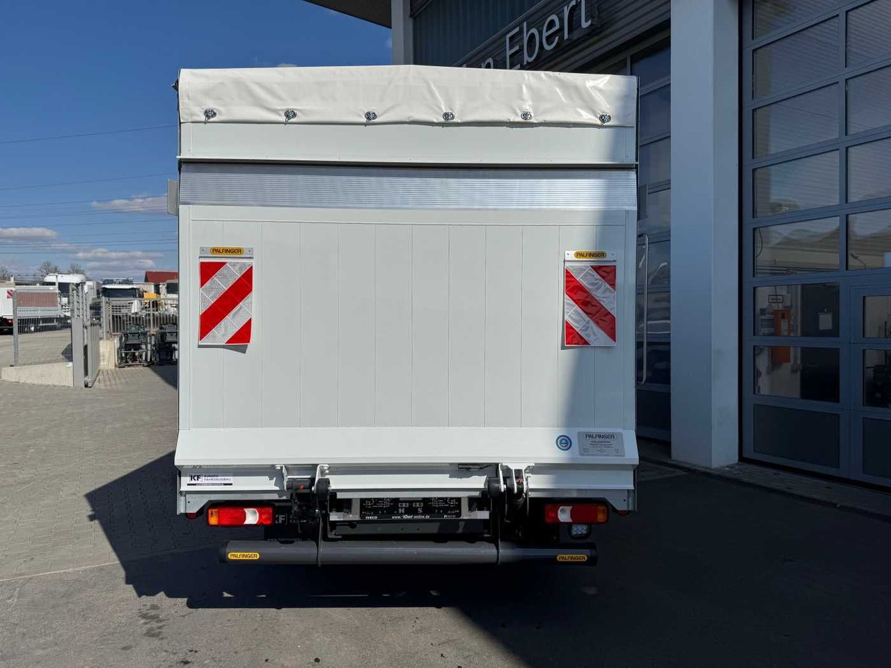 Iveco Daily 50C16 HA8 Pritsche+Plane *LBW* 3x - Брезентов бус: снимка 4 Iveco Daily 50C16 HA8 Pritsche+Plane *LBW* 3x - Брезентов бус: снимка 4