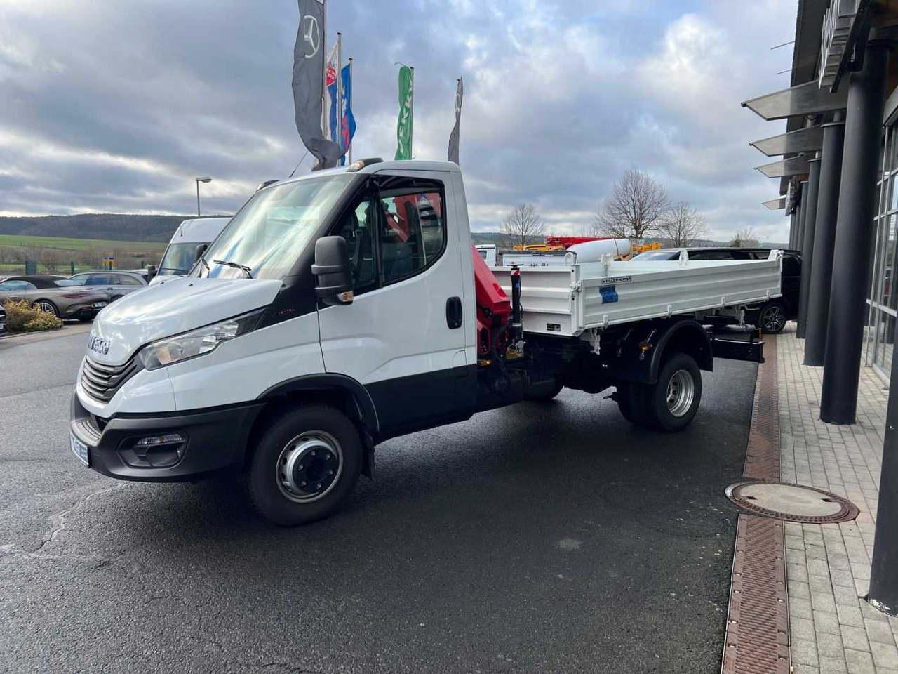 Iveco Daily 70C18 *Kipper+Kran* - Бус самосвал: снимка 3 Iveco Daily 70C18 *Kipper+Kran* - Бус самосвал: снимка 3
