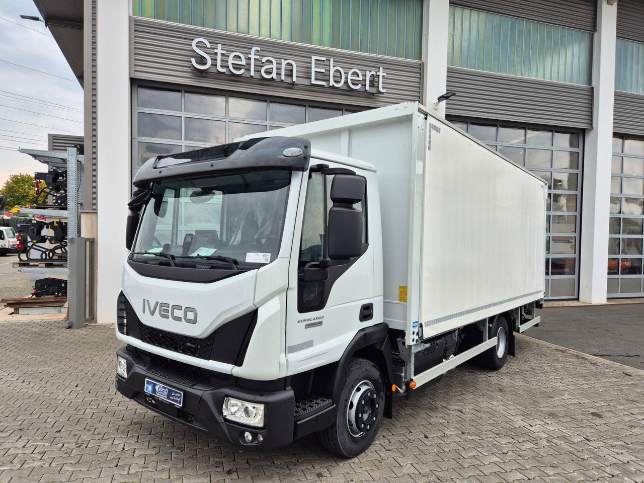 Iveco Eurocargo ML120EL25/P Böse Schiebeplanen LBW AHK - За напитки камион: снимка 1 Iveco Eurocargo ML120EL25/P Böse Schiebeplanen LBW AHK - За напитки камион: снимка 1