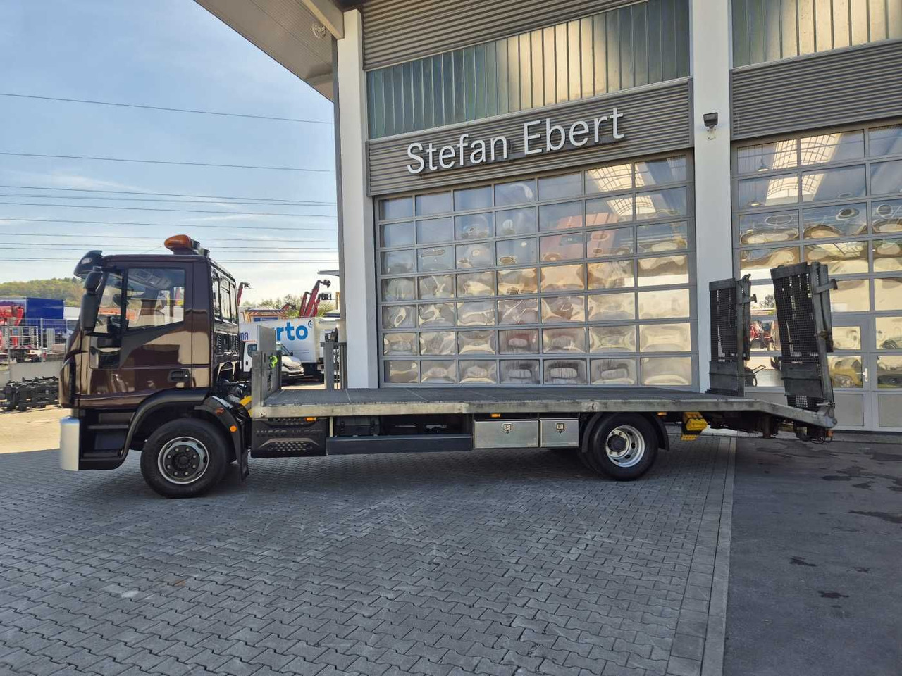 Iveco Eurocargo ML140E25/P Maschinentransporter Winde - Автовоз камион: снимка 4 Iveco Eurocargo ML140E25/P Maschinentransporter Winde - Автовоз камион: снимка 4