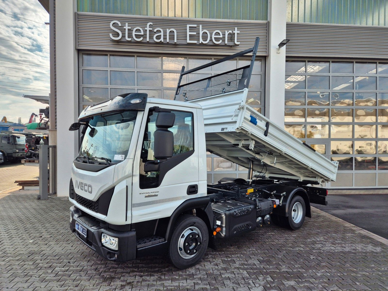 Iveco Eurocargo ML80E21 Meiller 2x AHK 3 Sitze Klima - Самосвал камион: снимка 1 Iveco Eurocargo ML80E21 Meiller 2x AHK 3 Sitze Klima - Самосвал камион: снимка 1