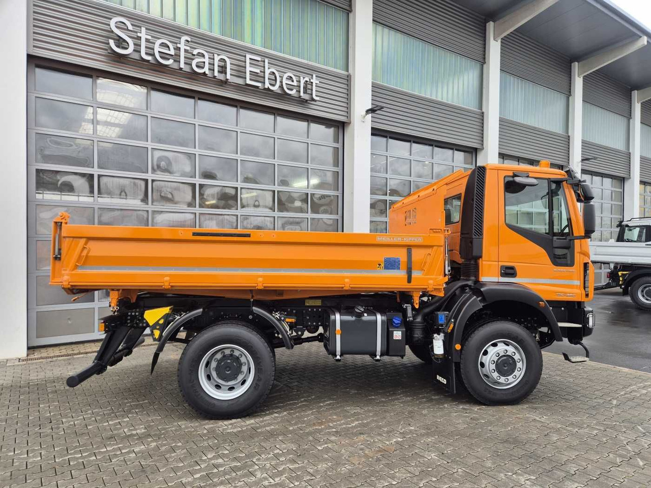 Iveco ML150E28W 4x4 Meiller Dreiseitenkipper 2xAHK - Самосвал камион: снимка 5 Iveco ML150E28W 4x4 Meiller Dreiseitenkipper 2xAHK - Самосвал камион: снимка 5
