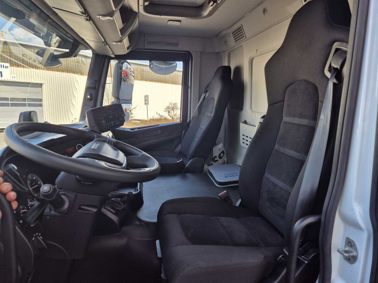 Рефрижератор камион Iveco S-Way AD190S40/FP ThermoKing T-1200R LBW Tür AHK: снимка 14